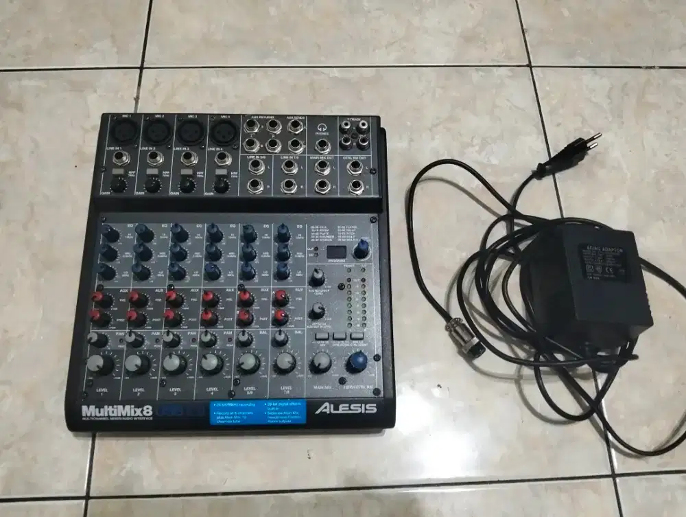 Mixer ALESIS Multimix8