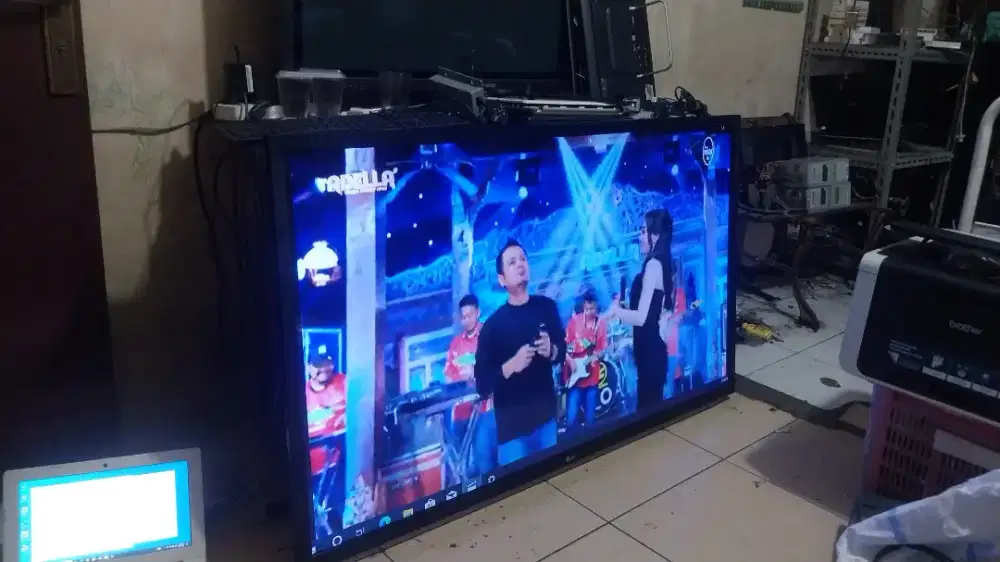 Tv 55in lg smart tv