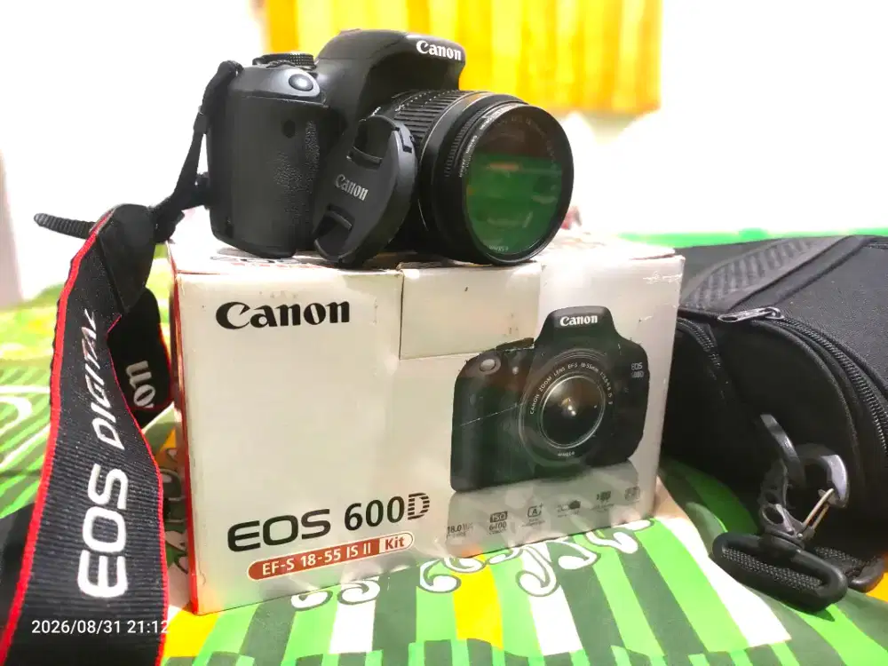 Canon EOS 600D lengkap