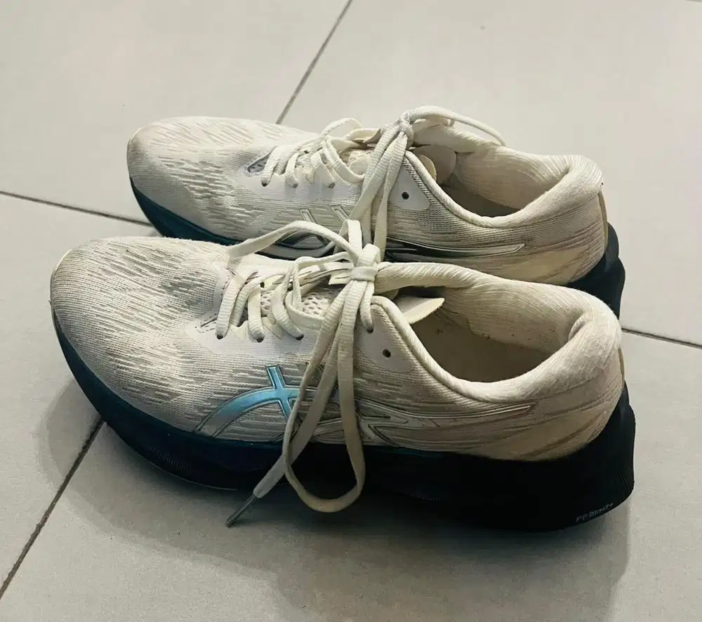 Asics Novablast 3 Original