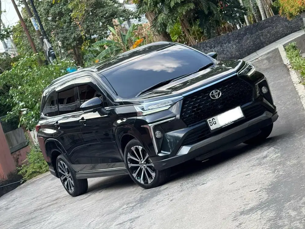 (KM 10 RB) Toyota Avanza Veloz Q CVT 1.5 Matic 2025 BG Kota Tgn1 ANTIK
