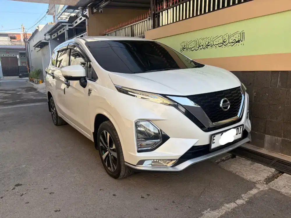 Nissan Livina EL up VL AT