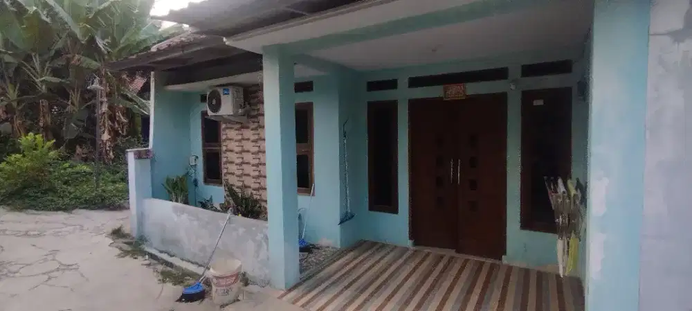 Dijual rumah di cinangka