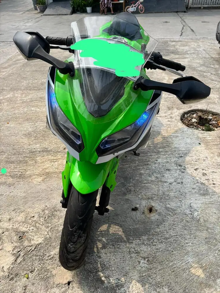 Kawasaki Ninja 250 FI edisi 30th Anniversary Special Edition