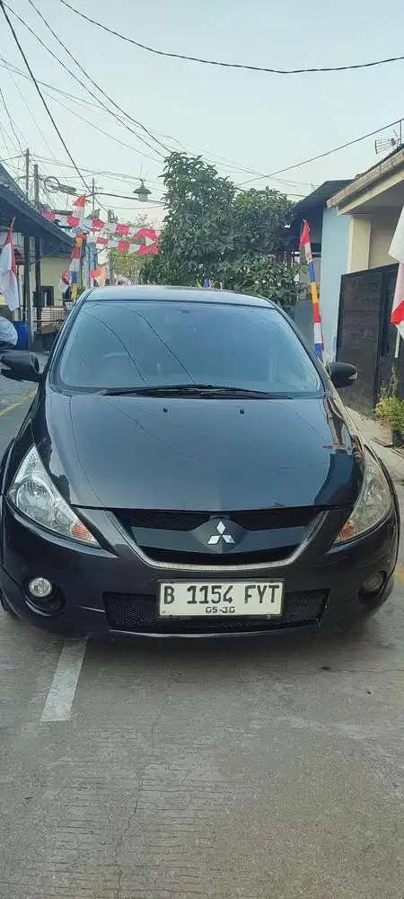 Mitsubishi Grandis 2008 Bensin