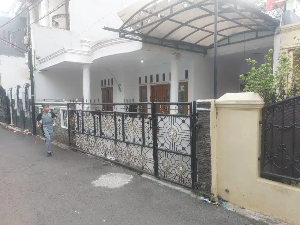 Bismillah dijual rumah second siap huni deket smpn 15 mekarsari
