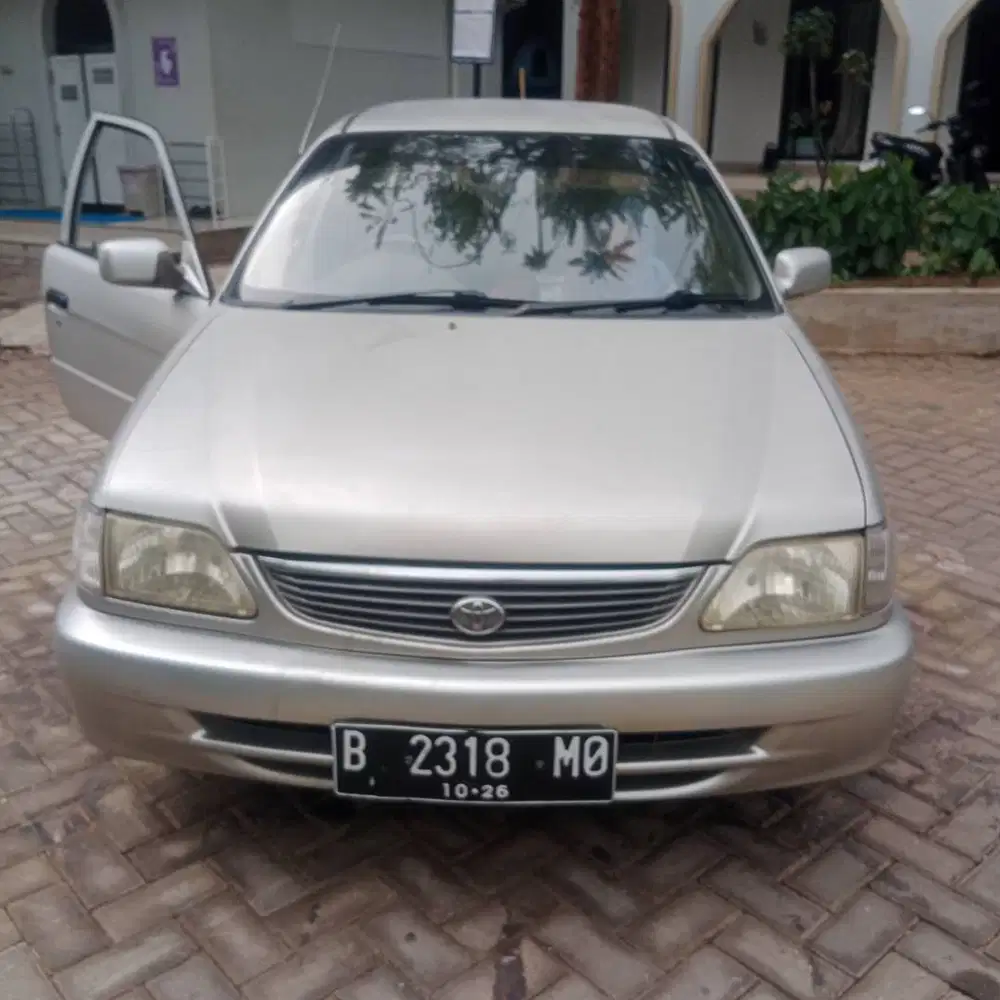 Toyota Soluna 2001
