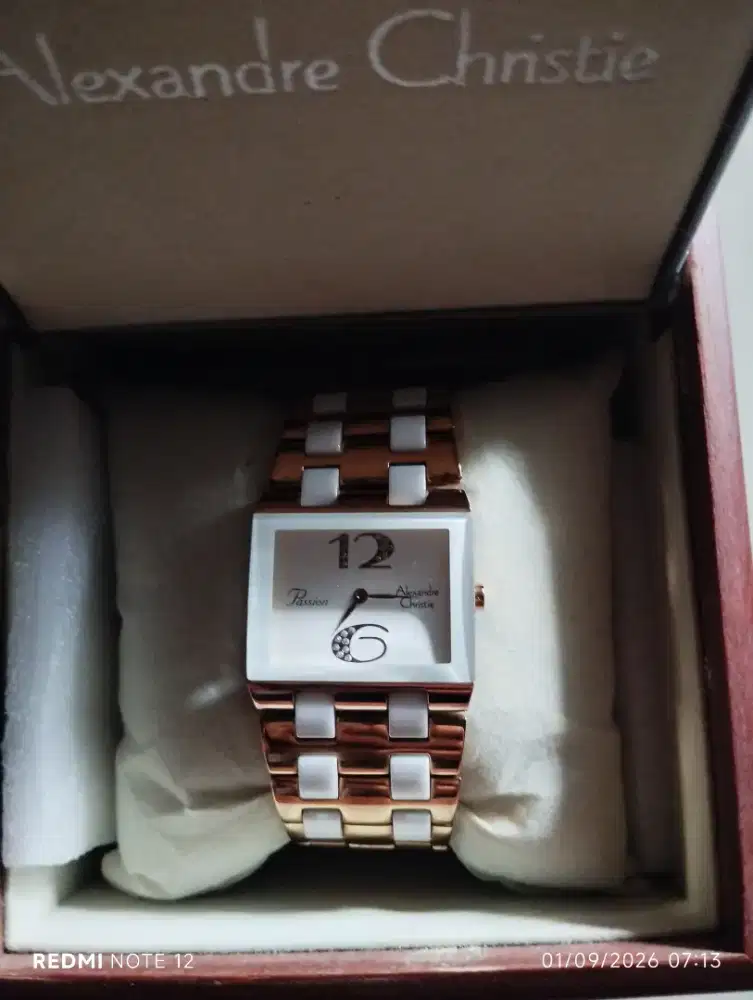 Jual jam tangan wanita