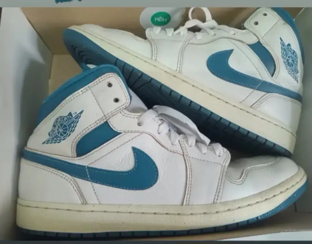 AIR JORDAN 1 MID SE (second)nego