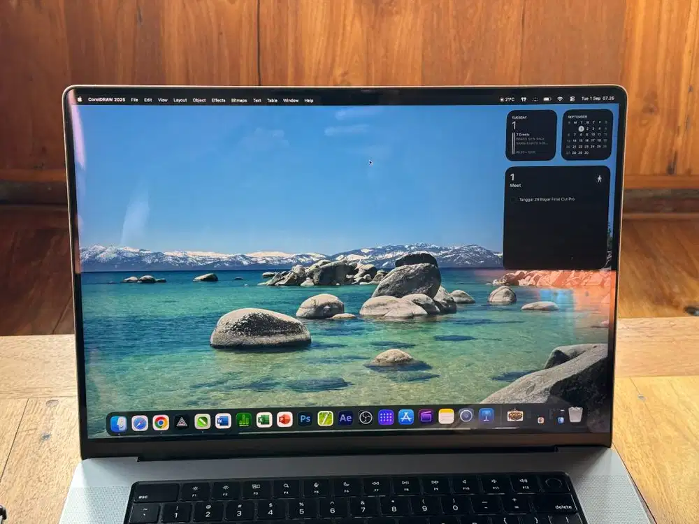 Dijual MacBook Pro 16 inch M1 Pro tahun 2021