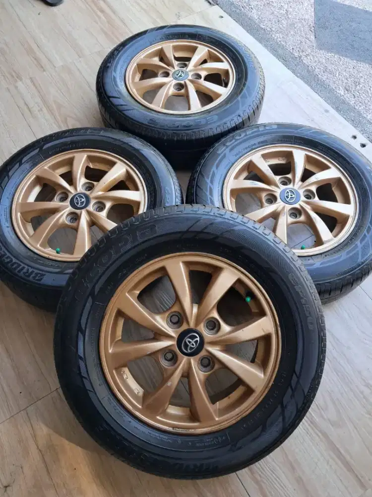 Velg Ring 14 OEM Toyota Avanza G Ring14 Pcd 4x114
