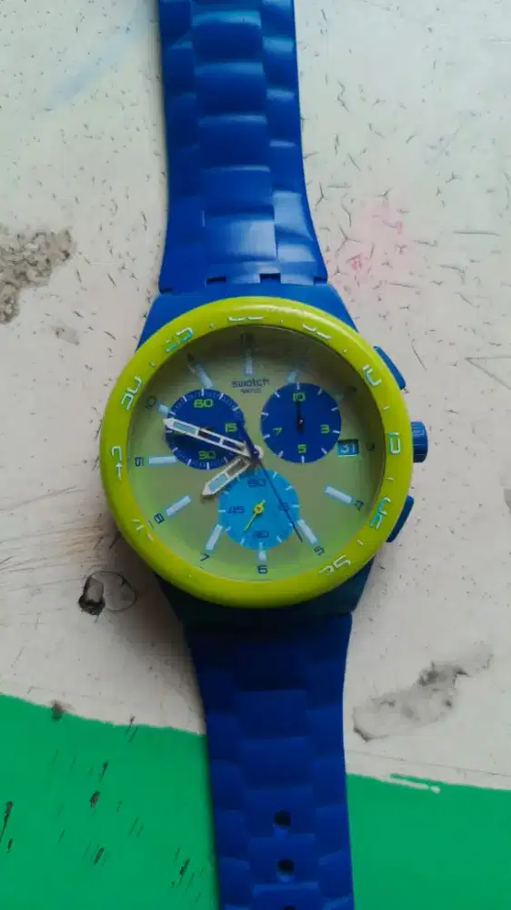 Jam tangan Swatch Chrono Plastic Maresoli