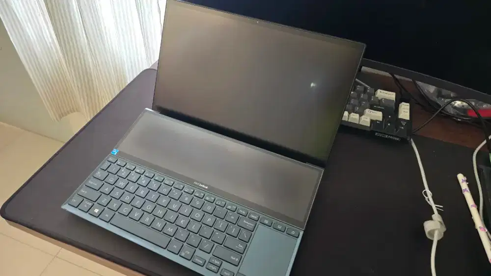 Laptop Asus Zenbook Duo UX482EG 2021 i5 1135G7 SSD 512 RAM 8GB MX450