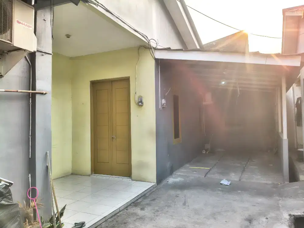 Disewakan Rumah Tinggal 2 Kamar Tidur + 1 Kamar Mandi