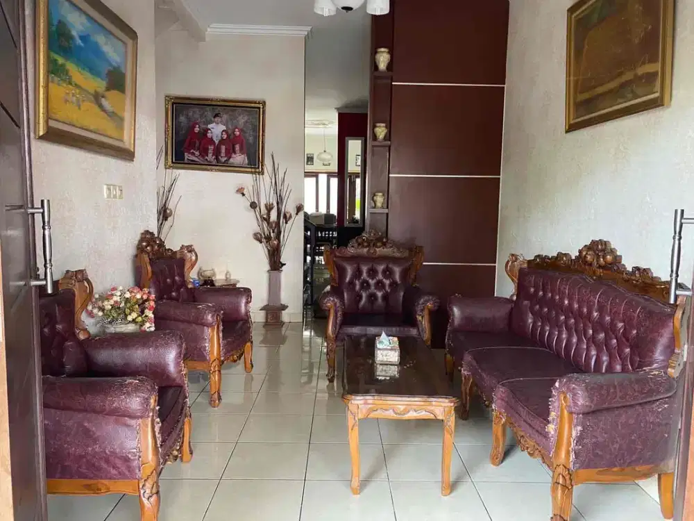 Dijual rumah strategis di grand galaxy bekasi