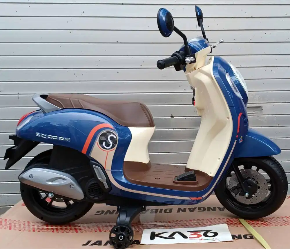Mainan Motor Aki Anak Honda Scoopy PMB M999 Lisensi