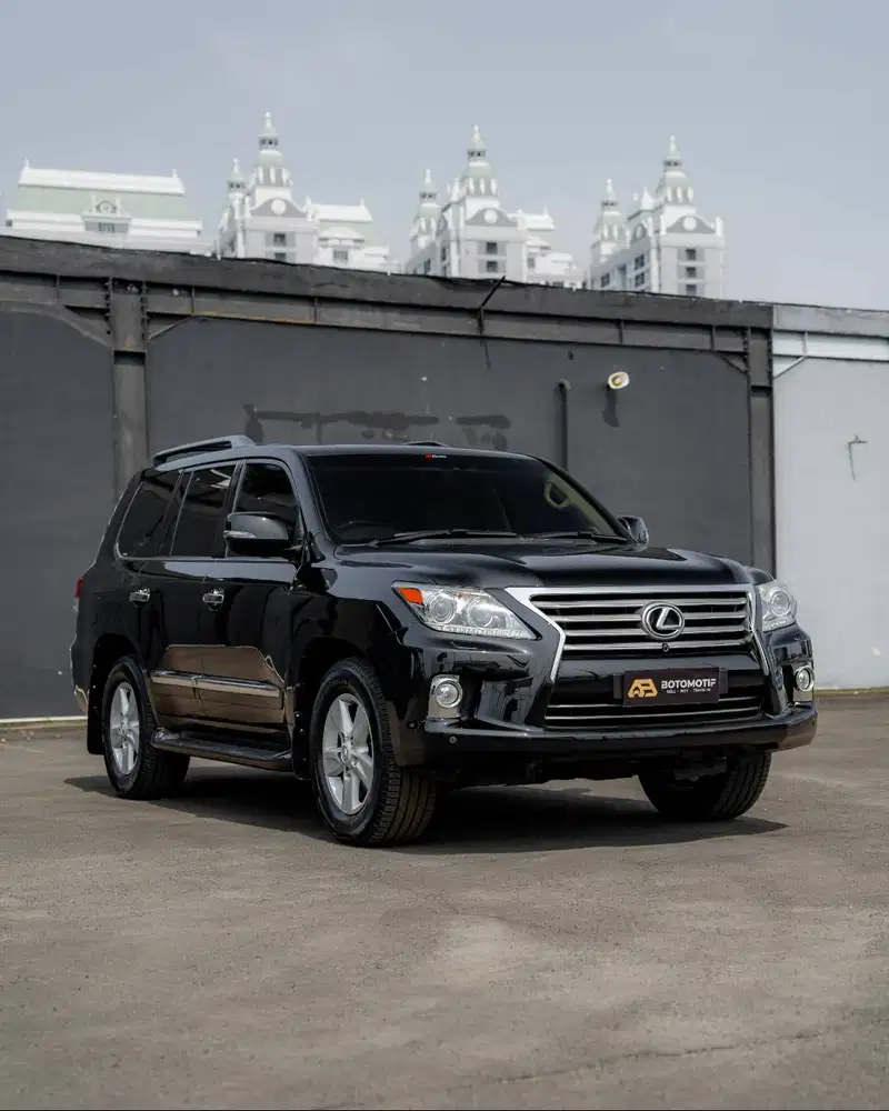 Lexus LX570 4x4 AT 2012 Black