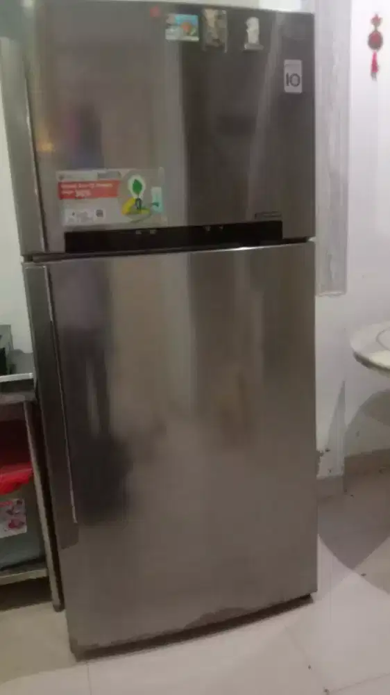 Kulkas merek LG kapasitas besar