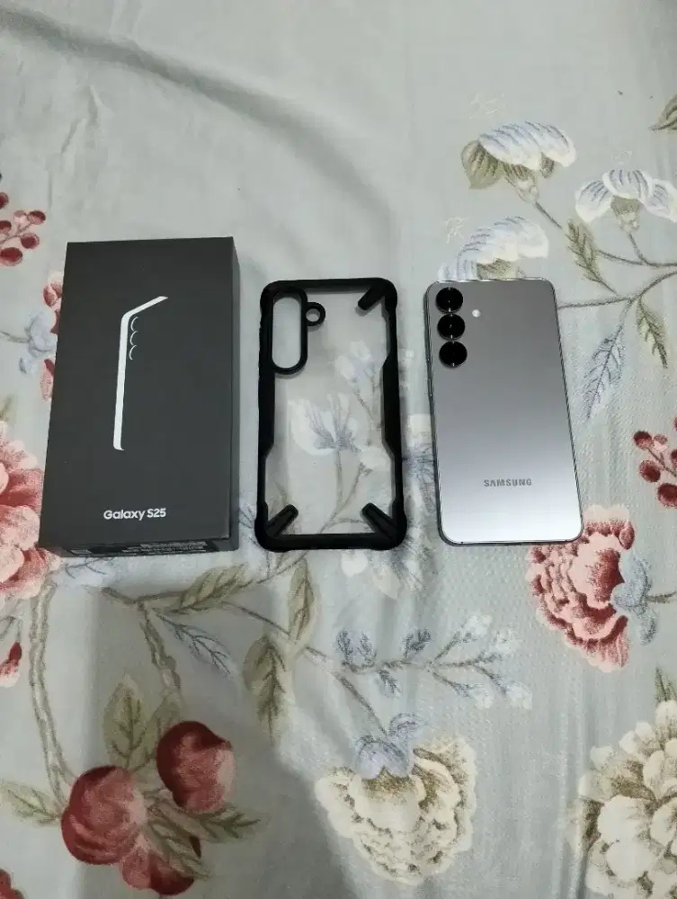 Samsung S25 ram 12/512 mulus full set nominus