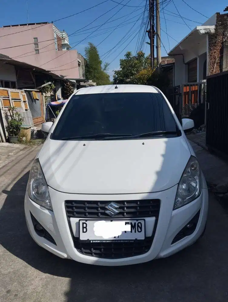 Suzuki Splash 2013 Bensin