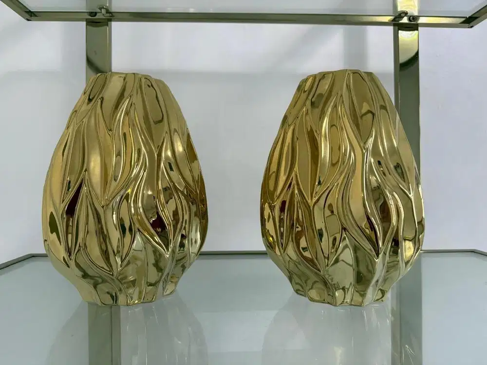 Dijual Pajangan Keramik Gold Sepasang