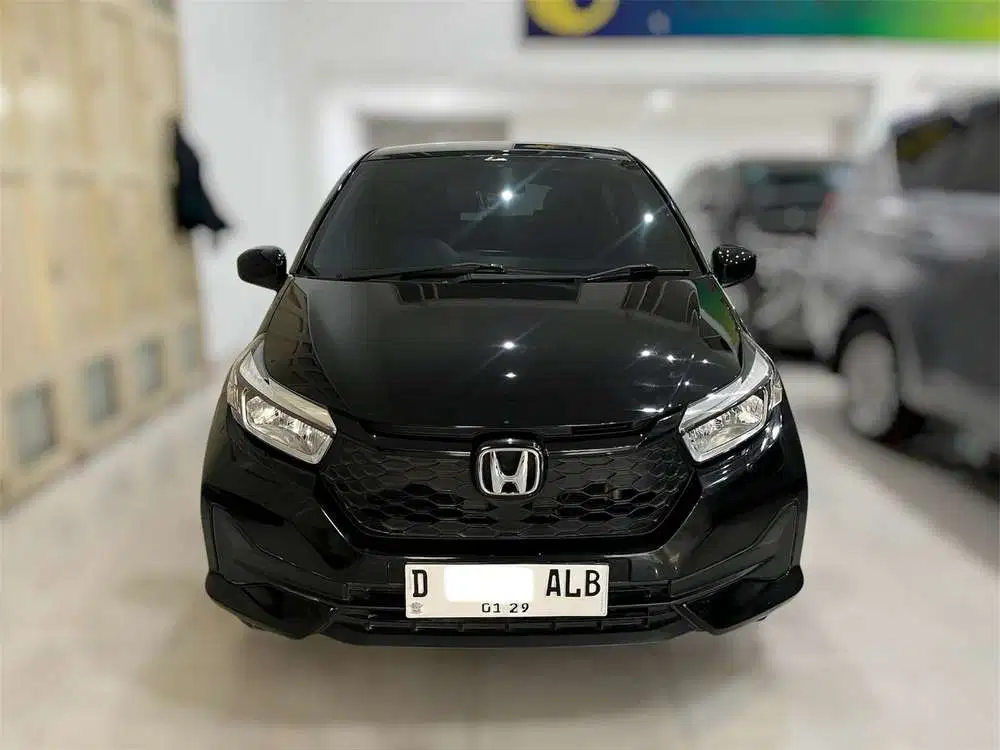 Honda Brio E matic 2023 hitam facelift mulus