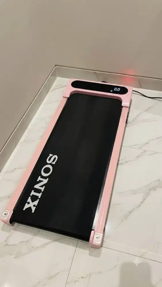 SONIX Incline Treadmill (No Arms)