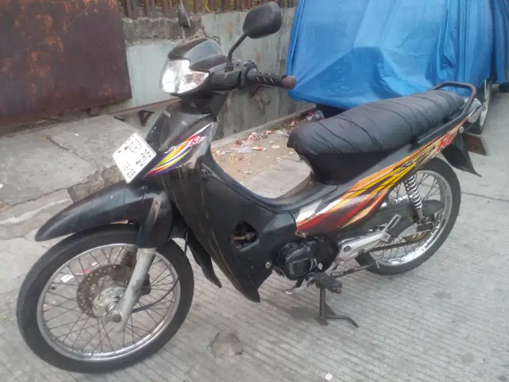 Honda supra fit  2004 . Pjak baru byar