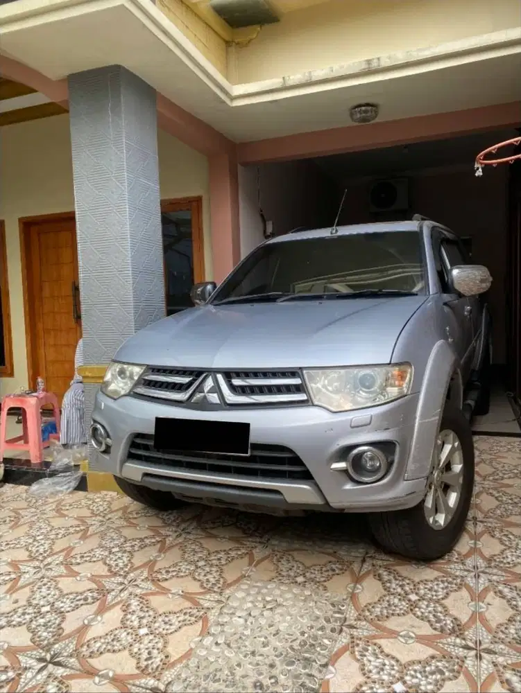 [FOR SALE] Mitsubishi Pajero Sport Dakar 2.5 AT 2014 (Pemakaian 2015)