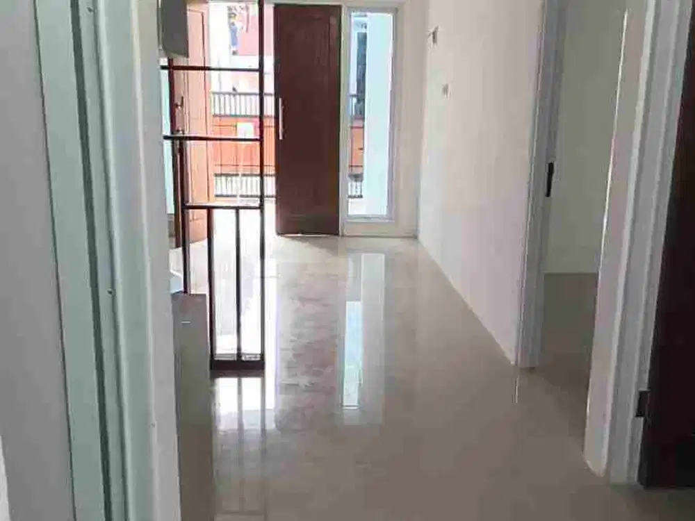 rumah mungil nan baru 100 meter dari RS Citra Medika