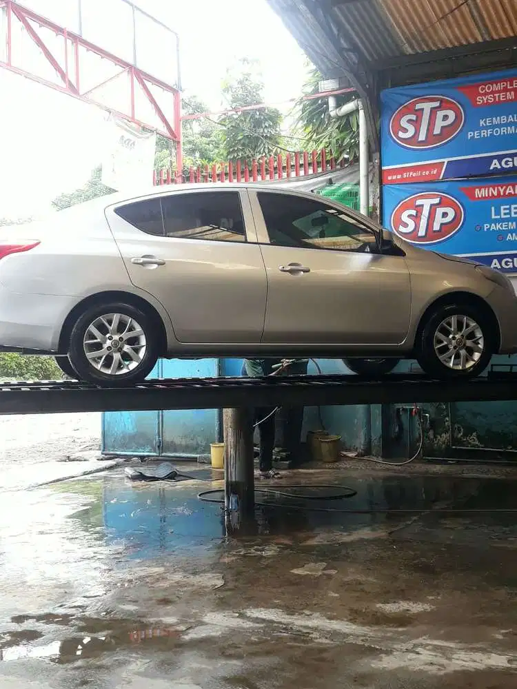 Nissan Almera 2015 Bensin