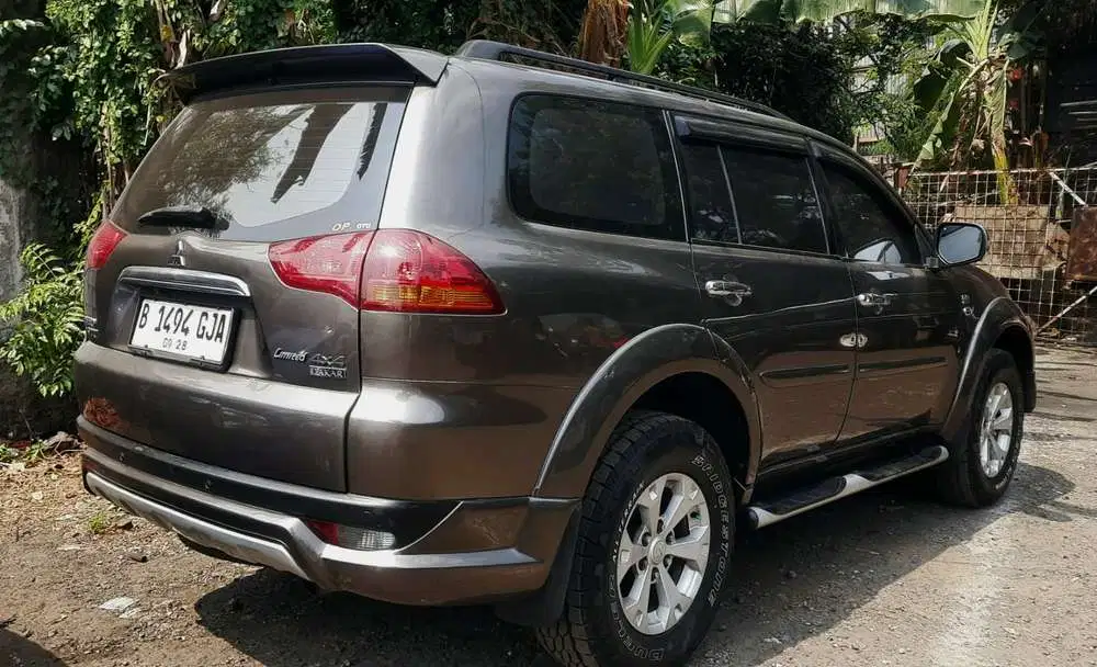 Mitsubishi Pajero 2013 Bensin