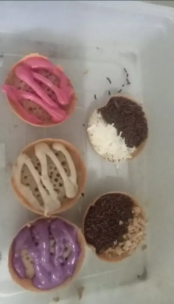 PEMASARAN KELILING MARTABAK MANIS