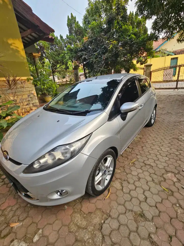 FORD FIESTA TYPE S 2012