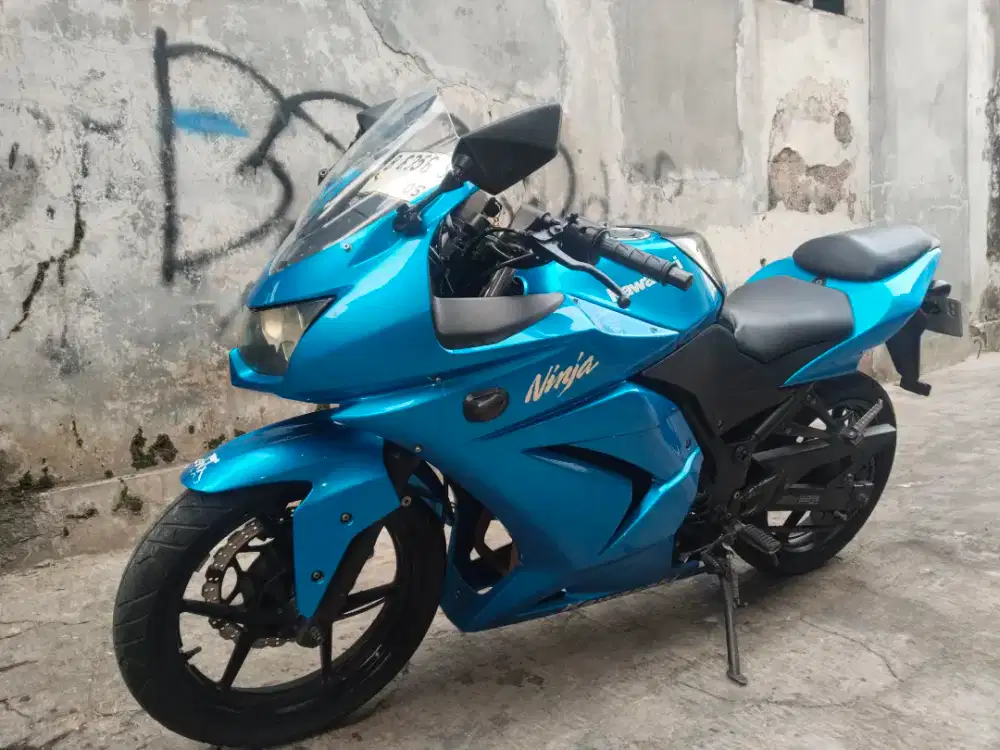 Ninja 250 cc 2010 gress lengkap