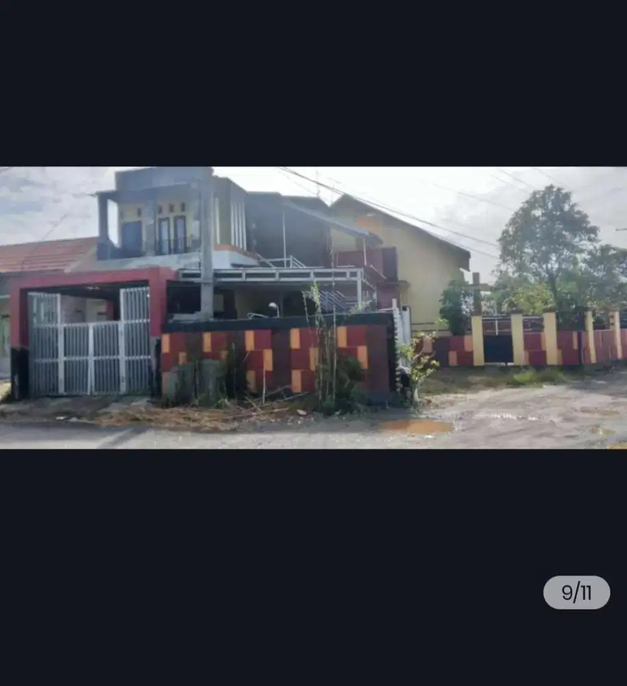 DIJUAL RUMAH TINGKAT LOKASI DEKAT BORLES