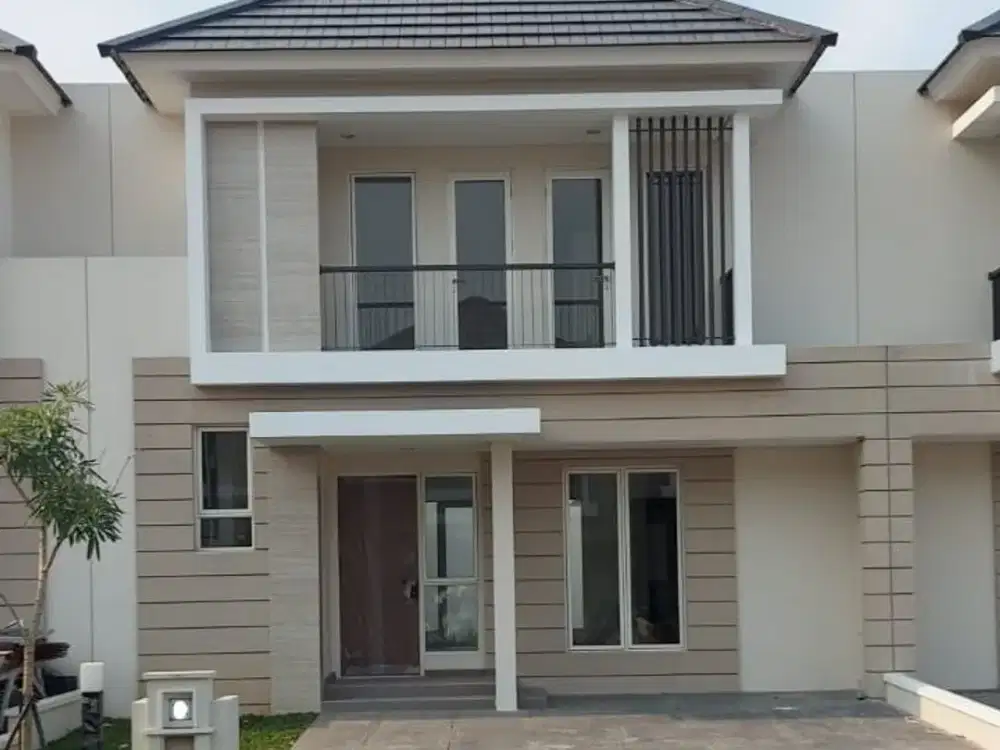 DISEWA Rumah Cantik 2 Lantai Balkon di Giri Suvarna Sutera Tangerang 1KA00036