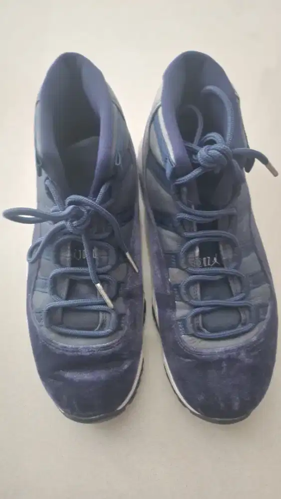​WTS | Air Jordan 11 Retro Midnight Navy Velvet (Women’s)