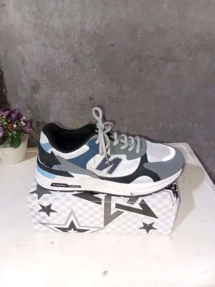 Sepatu PBT NOSTRA-B002