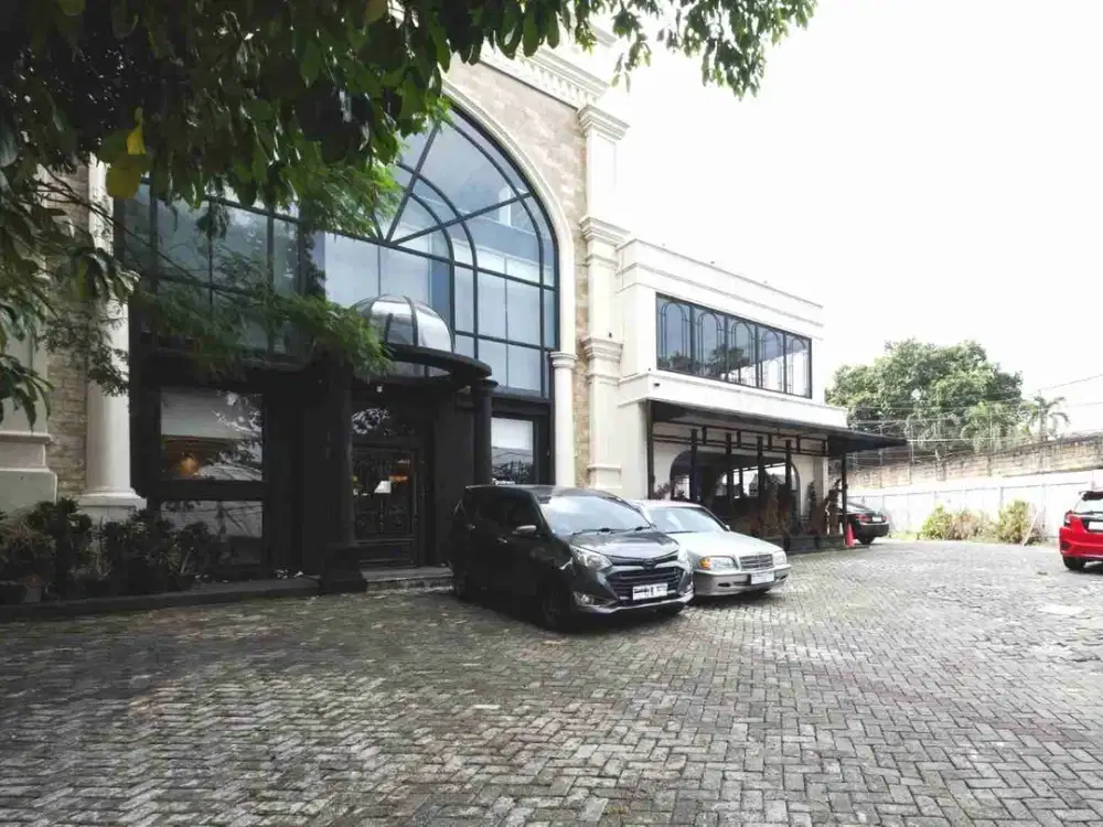 Sewa Office Building 3 Lantai di Kemang