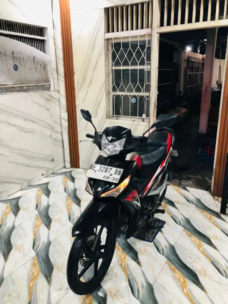 SUPRA X NEW ISTIMEWA 2015 Pajak Hidup