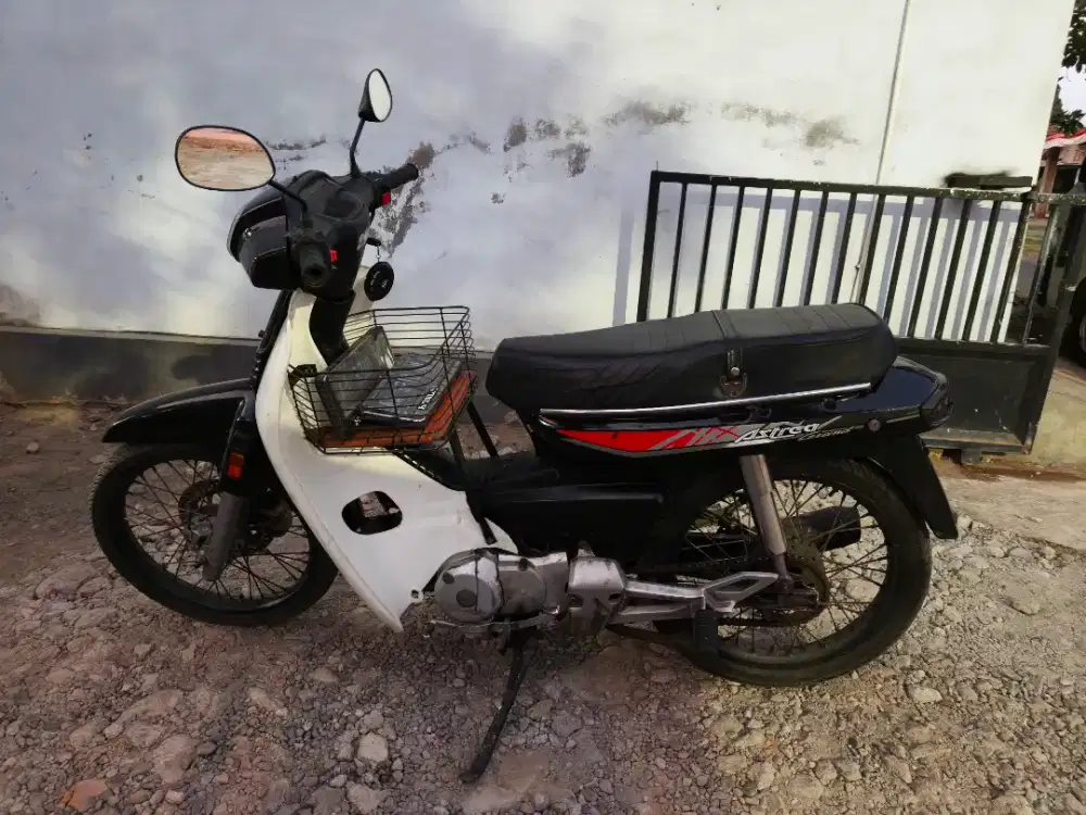 Astrea grand ampal thn 1994 plat AA Purworejo