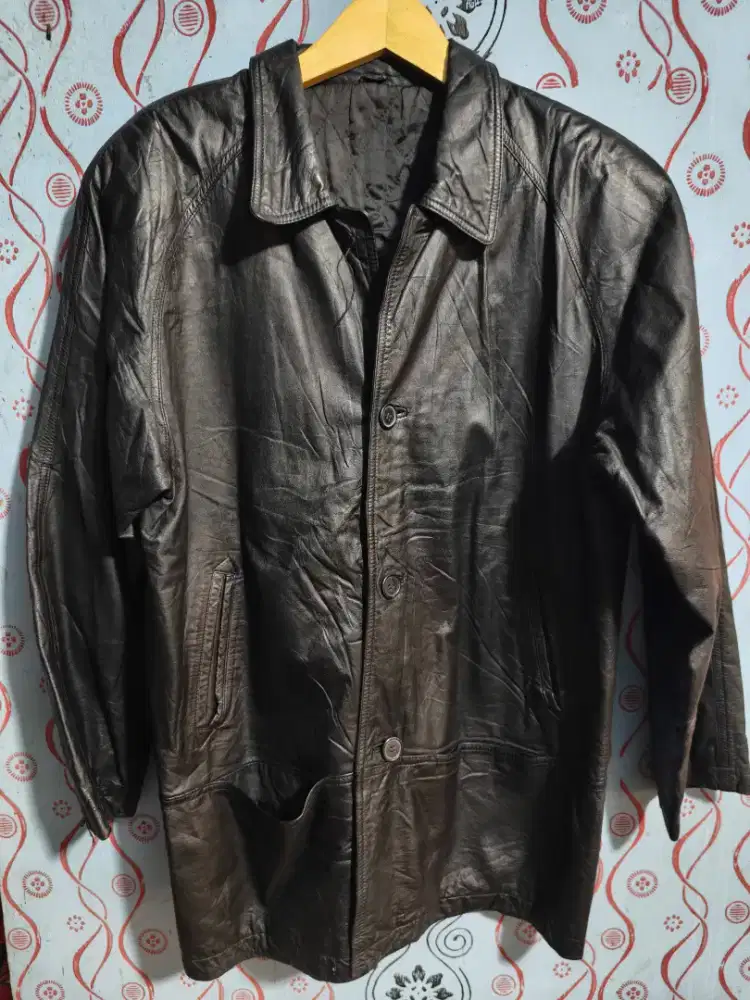 Jaket kulit safari