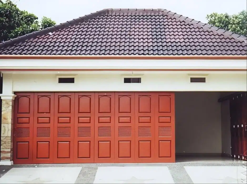 Pintu Garasi Henderson Minimalis untuk Rumah