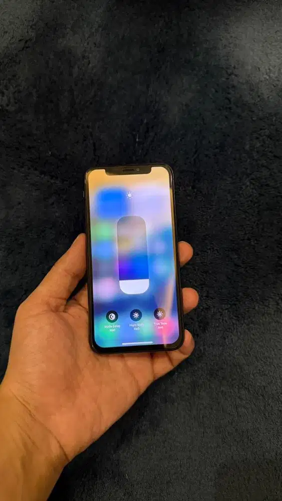 Iphone Xs Grey 64GB Hp charger Terdaftar