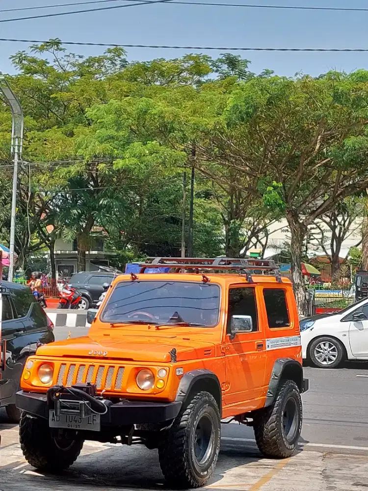 Suzuki Katana 4x4 tahun 1990