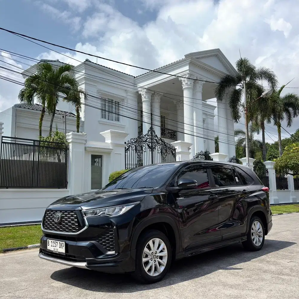 Innova zenix v hybrid modelista 2023 murah