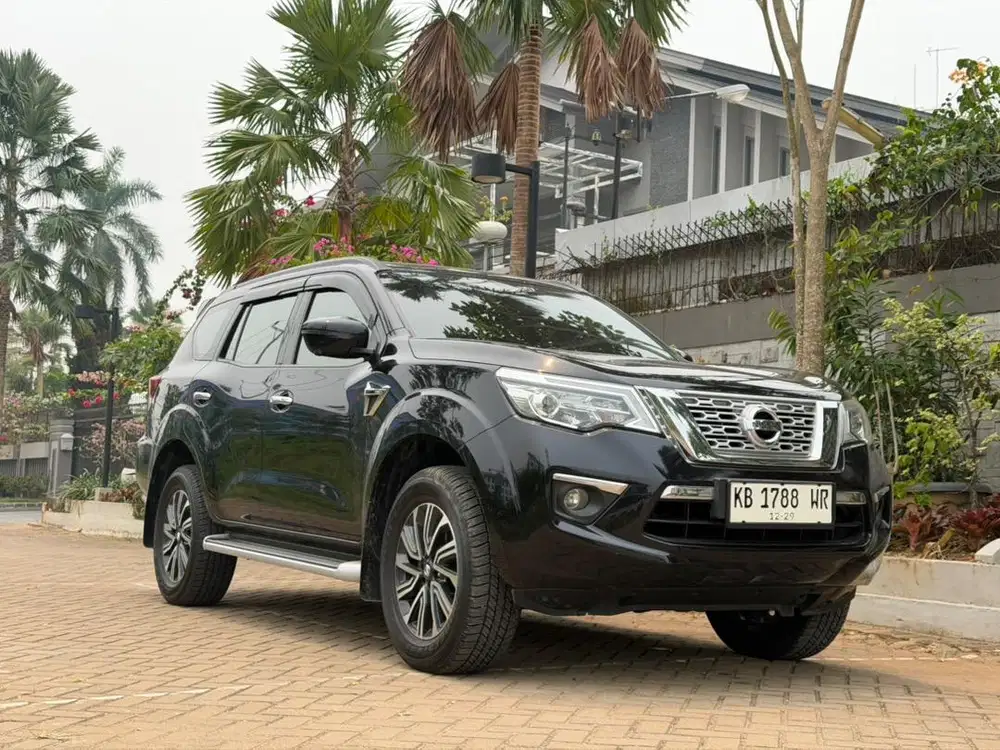 Dijual Nissan Terra 2018