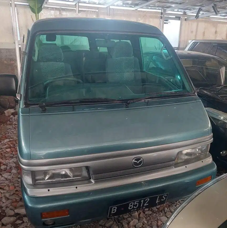 Mazda E2000 Manual Bensin 2005