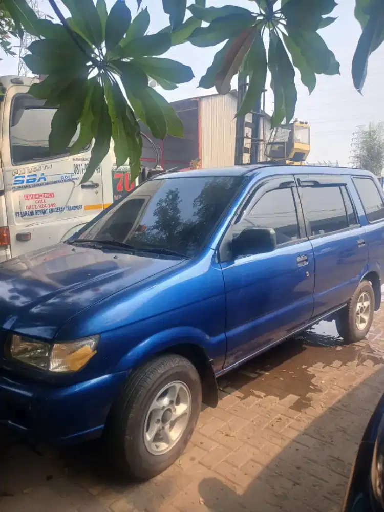 Izuzu Pather 2002 Matic